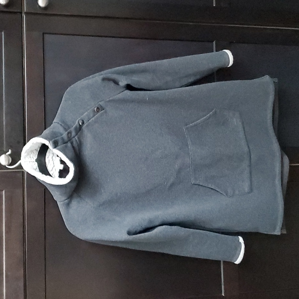🆕 Fleece-lined sweater